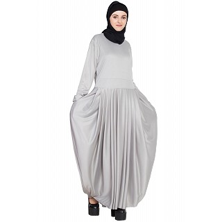 Pleated travel maxi dress- Silver-Grey